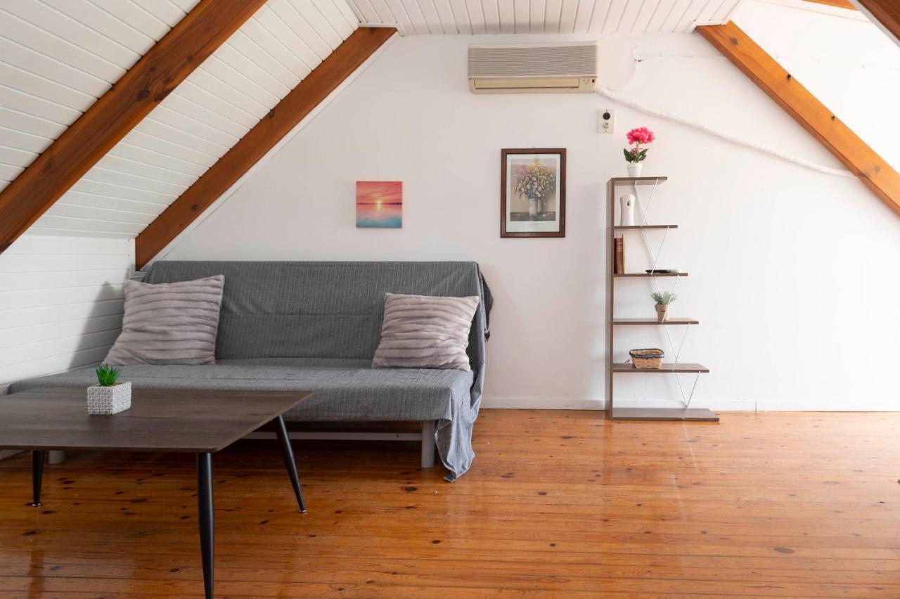 Appartamento Giorgos House Attic Gialova Esterno foto