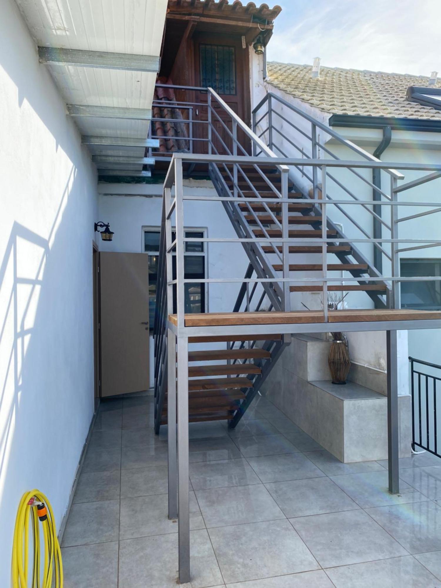 Appartamento Giorgos House Attic Gialova Esterno foto